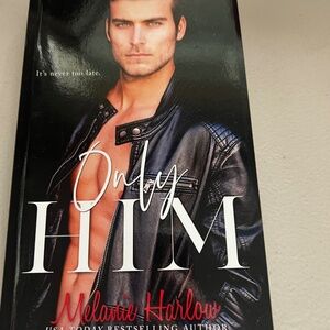 Only Him — Melanie Harlow (Paperback, Romance)